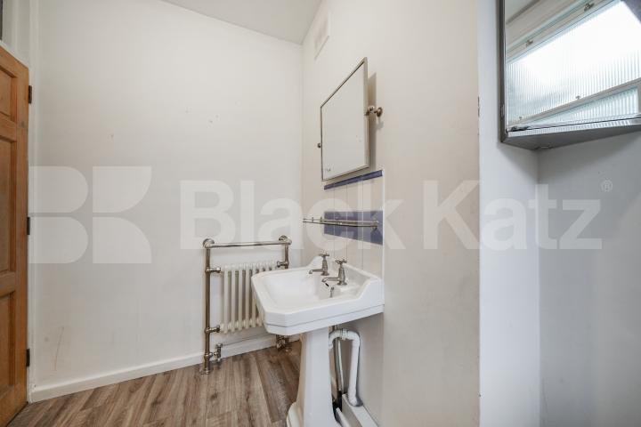 			1 Bedroom, 1 bath, 1 reception Apartment			 Fitzalan Street, Lambeth North/Kennington